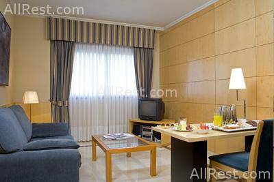 NH Suites Prisma 8
